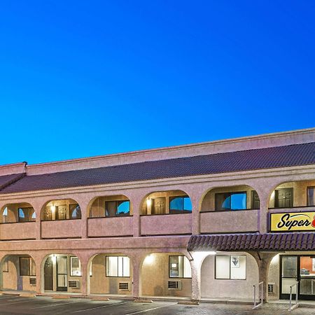 Super 8 By Wyndham Las Vegas Nellis Afb Area Zewnętrze zdjęcie