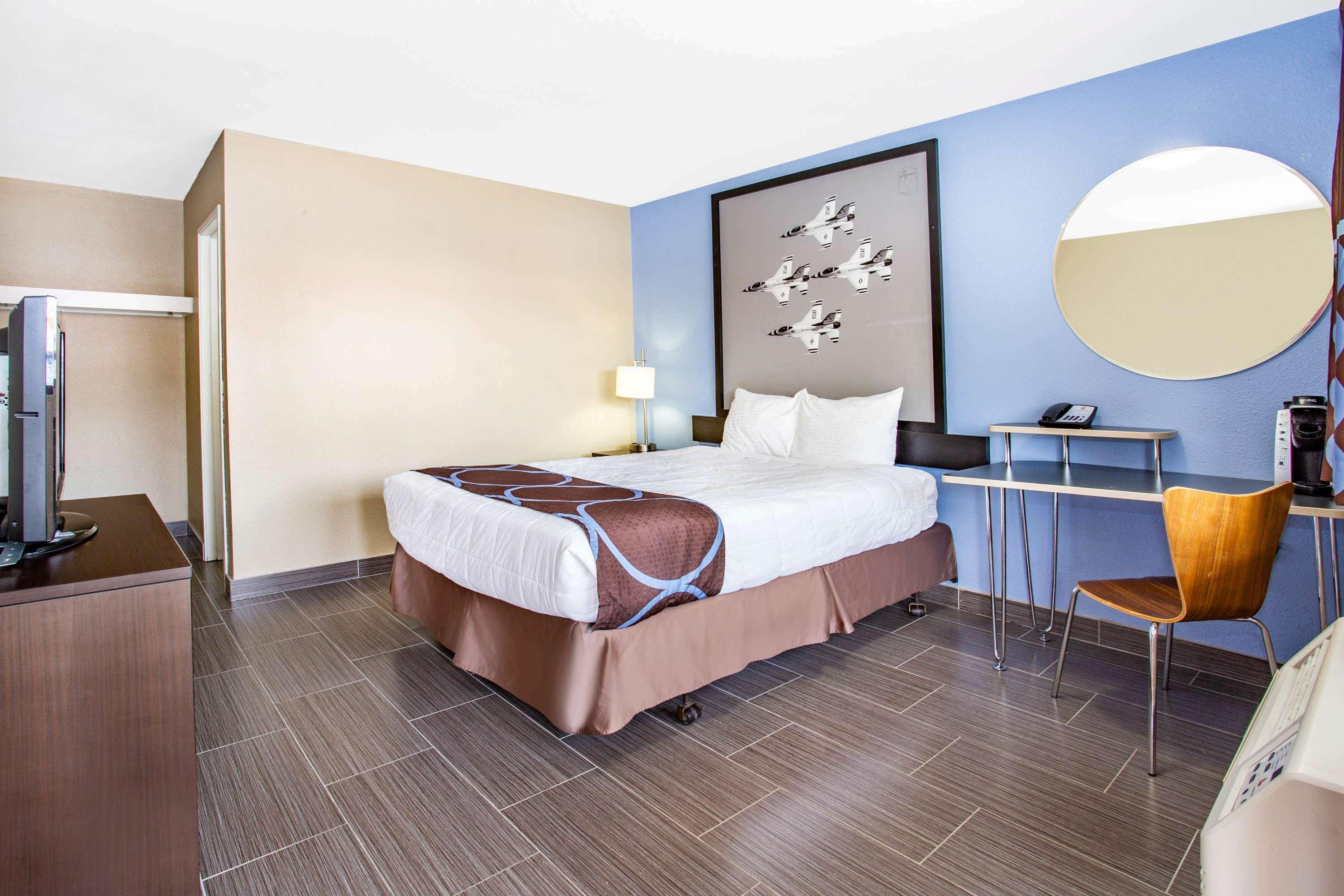 Super 8 By Wyndham Las Vegas Nellis Afb Area Zewnętrze zdjęcie