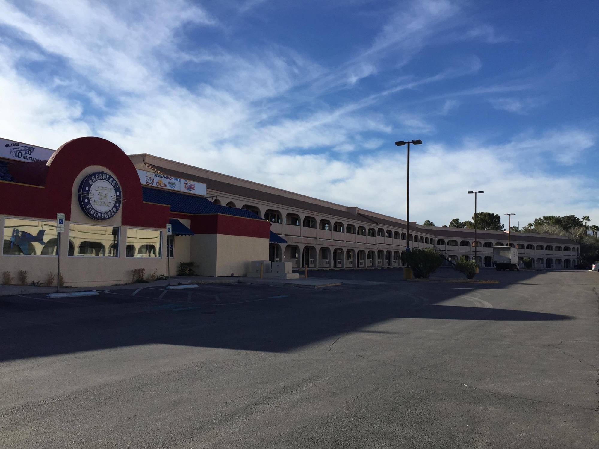 Super 8 By Wyndham Las Vegas Nellis Afb Area Zewnętrze zdjęcie